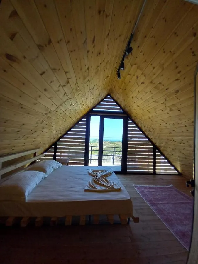 فيلة دراس Alpine Village Agnes